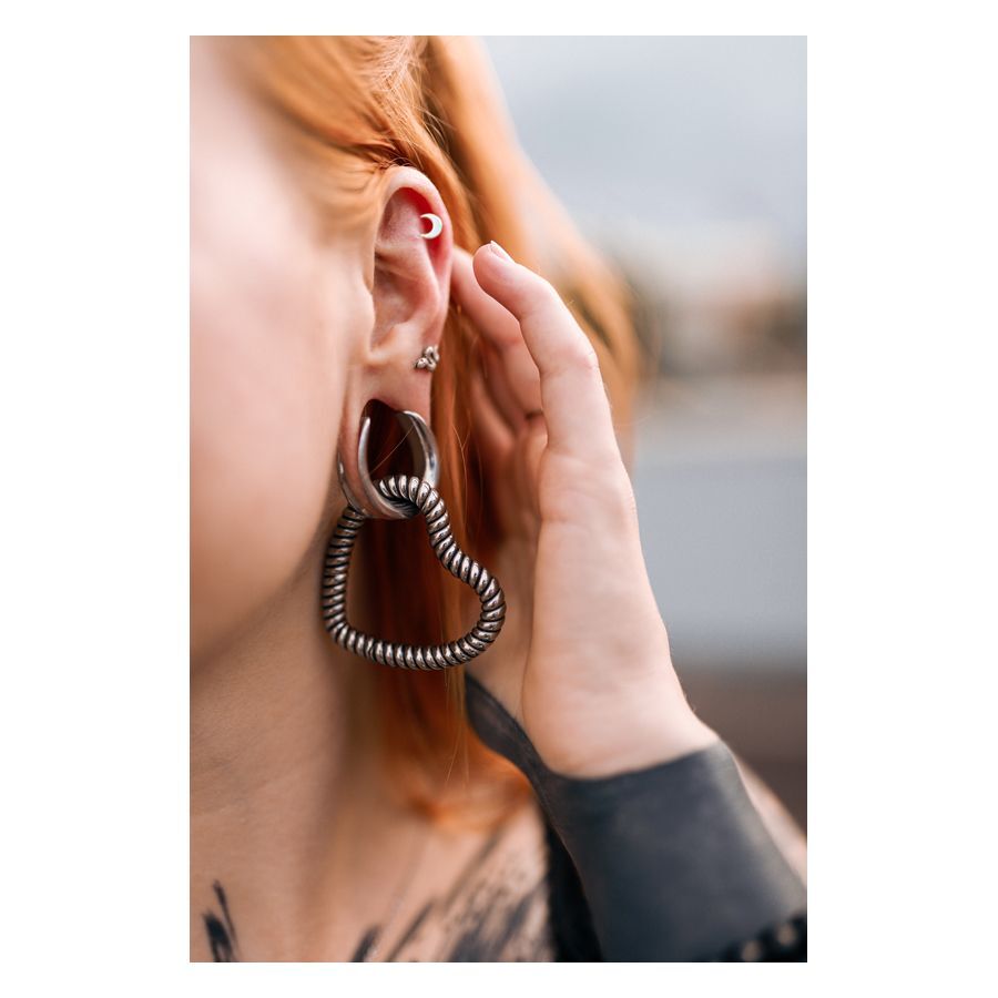 Twisted Heart Ear Weights